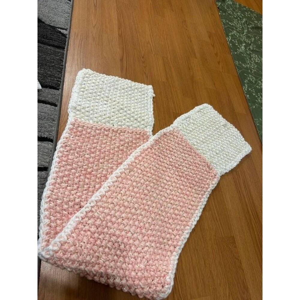 Knitted scarf